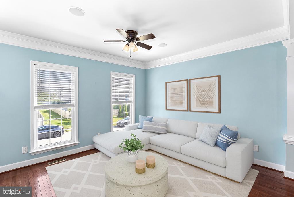 211 GREAT LAUREL SQUARE SE