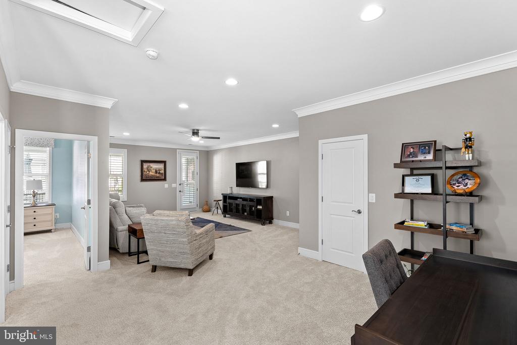 23641 KINSTON FERRY TERRACE