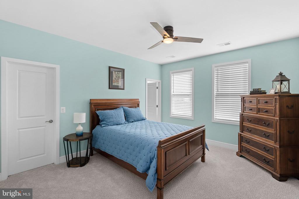 23641 KINSTON FERRY TERRACE