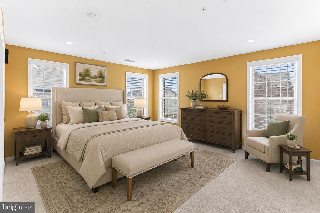 43117 SHORE SQUARE