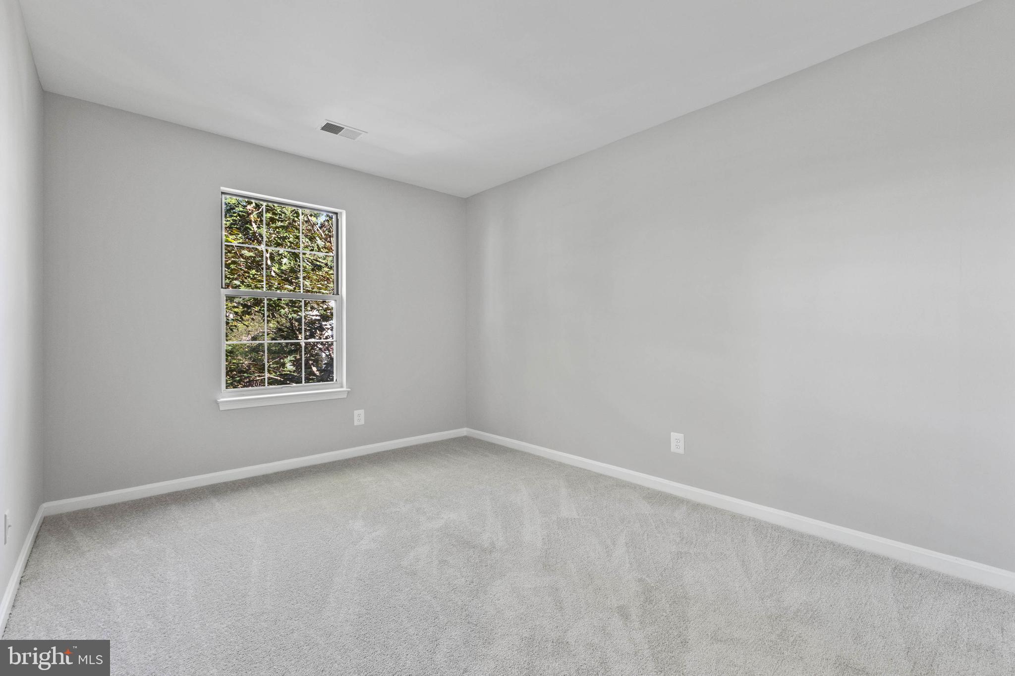 5005 BUENA VISTA DRIVE