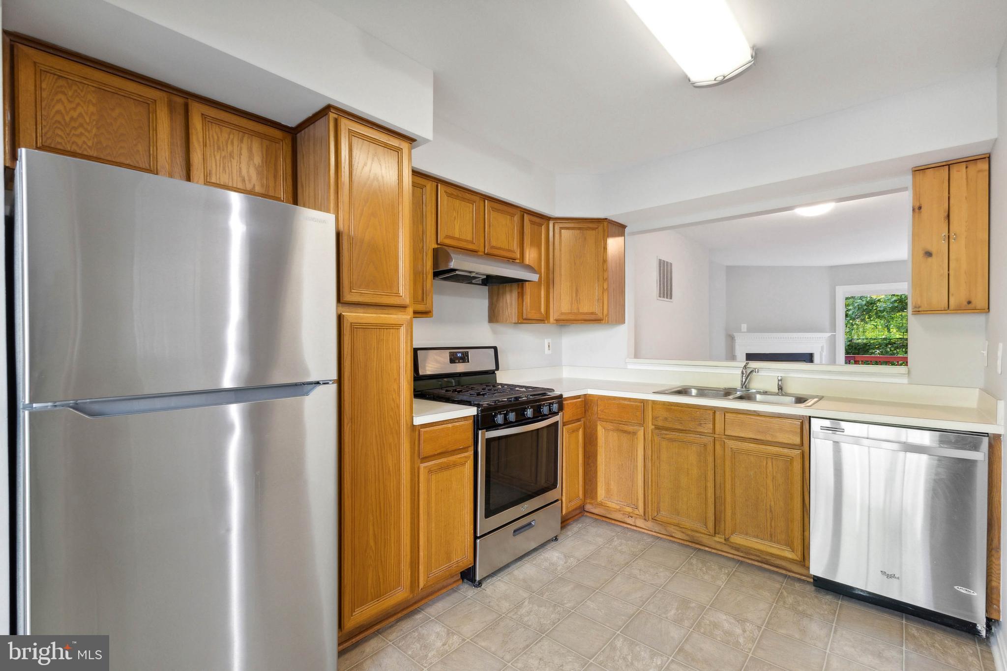 5005 BUENA VISTA DRIVE