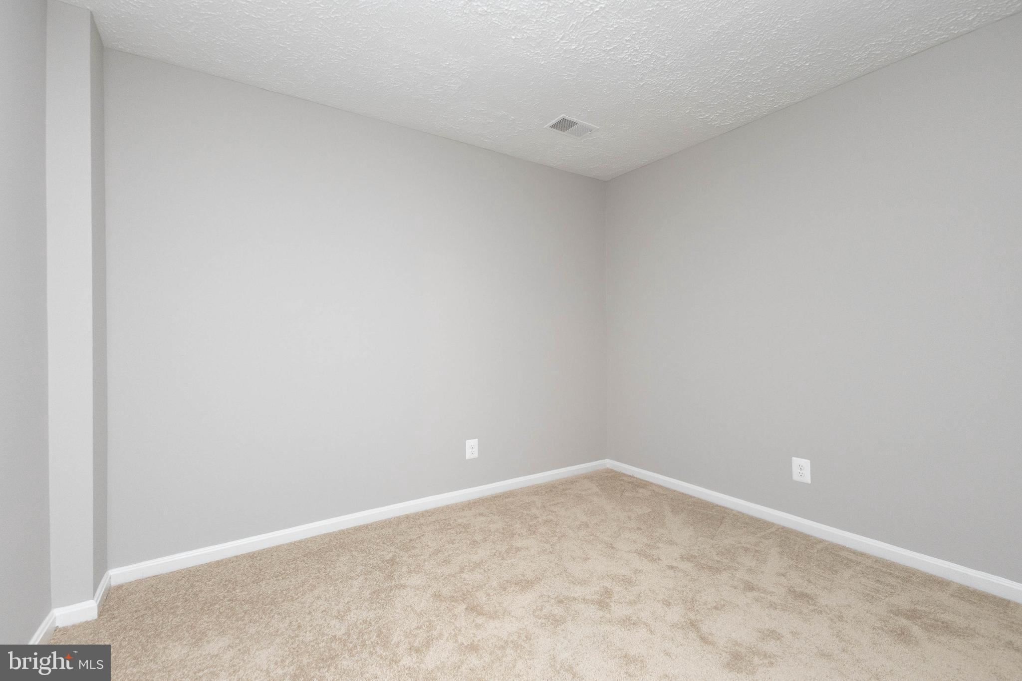 5005 BUENA VISTA DRIVE