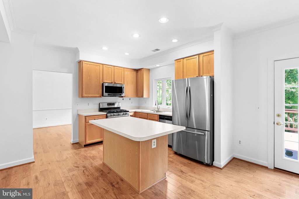 16041 KINGS MOUNTAIN ROAD