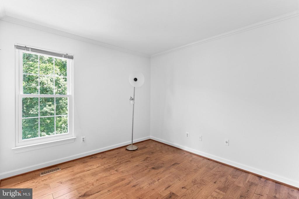 16041 KINGS MOUNTAIN ROAD