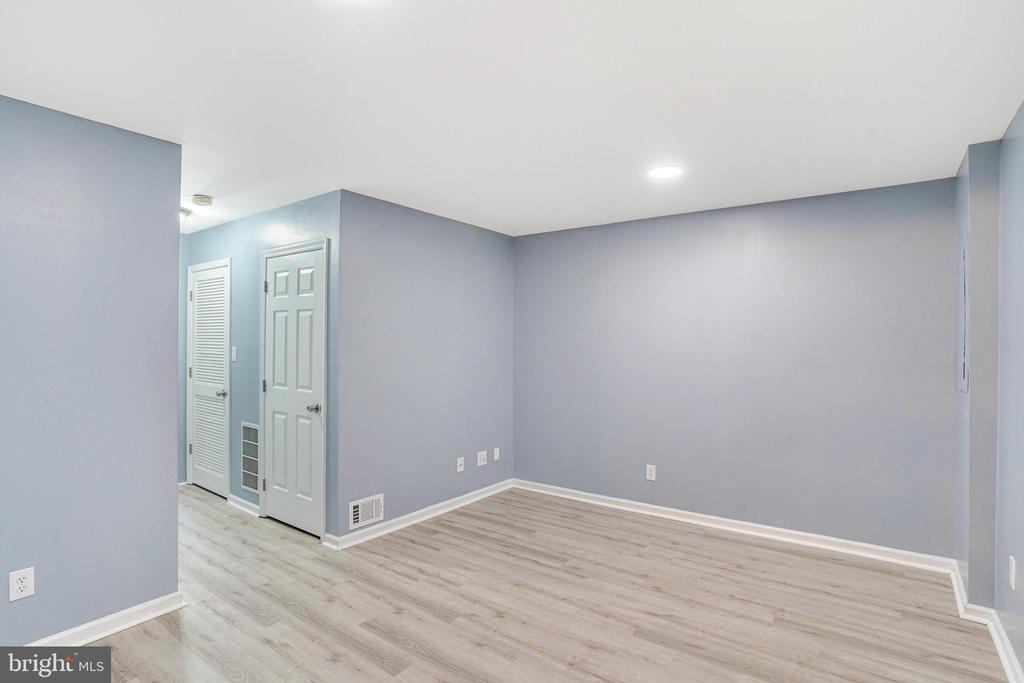 17360 WEXFORD LOOP