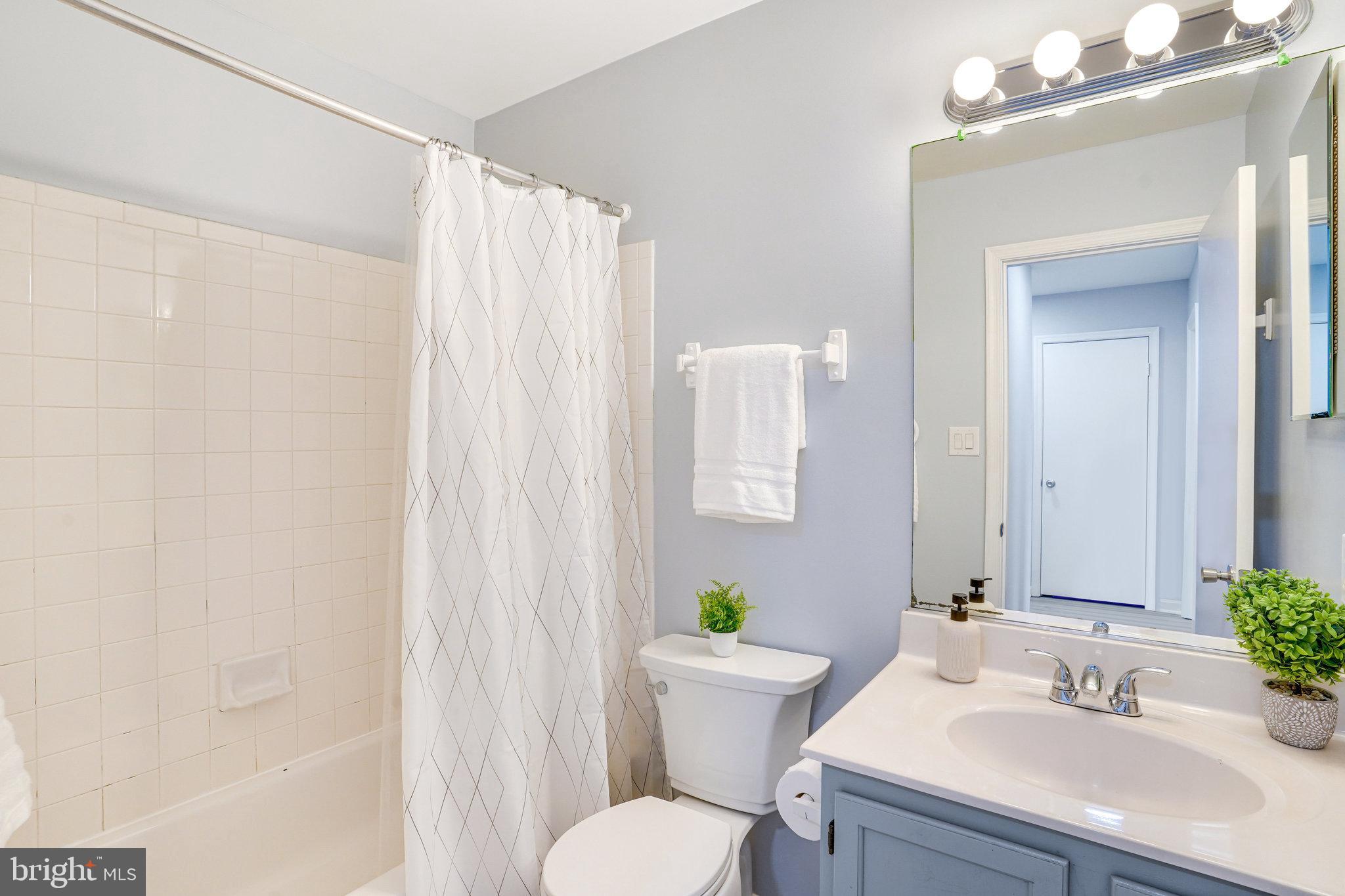 17360 WEXFORD LOOP