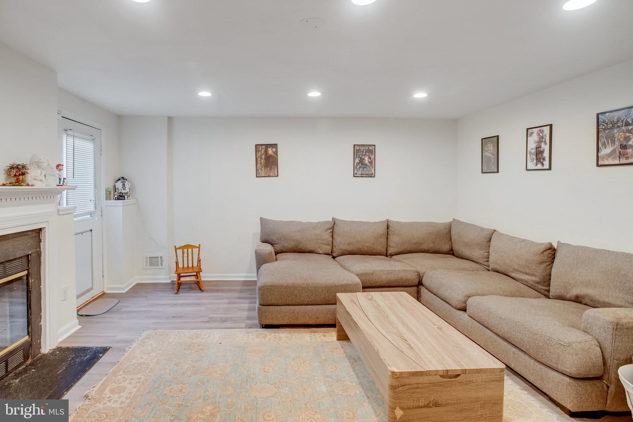 3410 BELLEPLAIN COURT