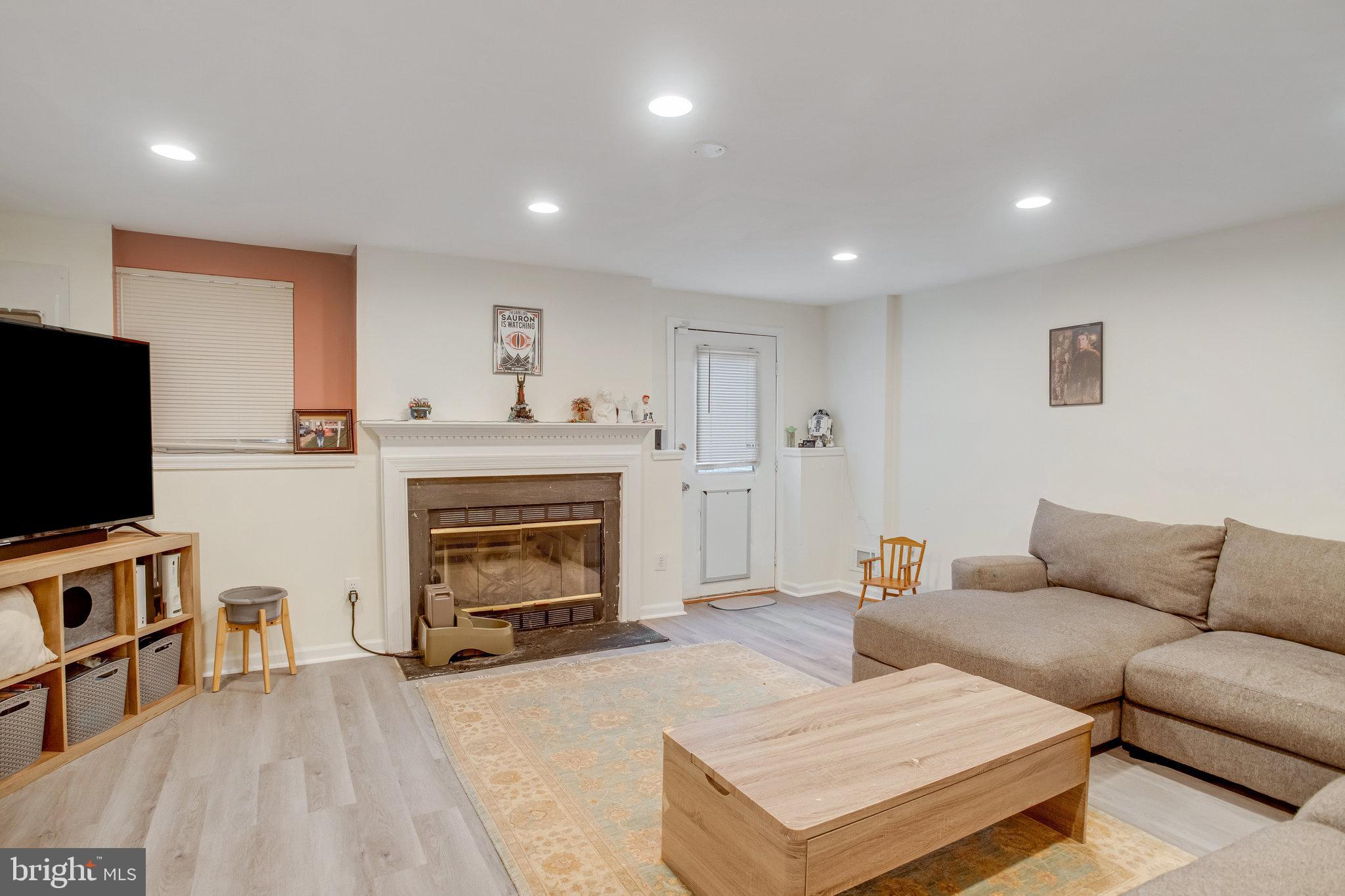3410 BELLEPLAIN COURT