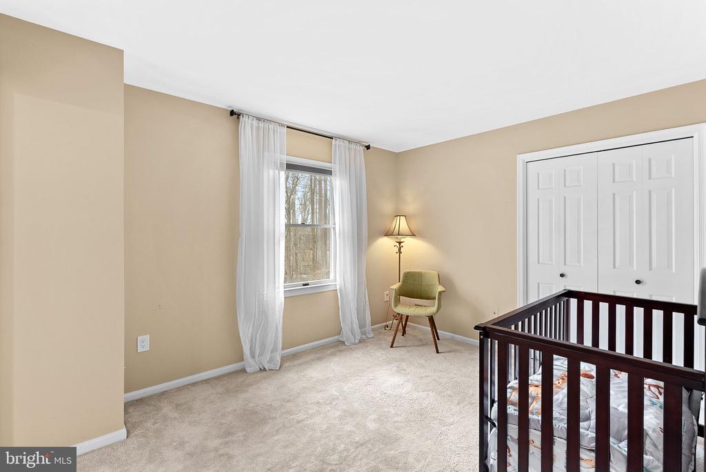 8129 BLANDSFORD DRIVE