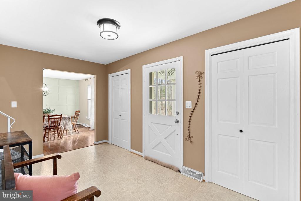 8129 BLANDSFORD DRIVE