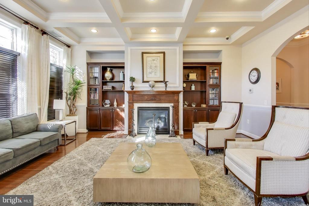3585 EAGLE RIDGE DRIVE