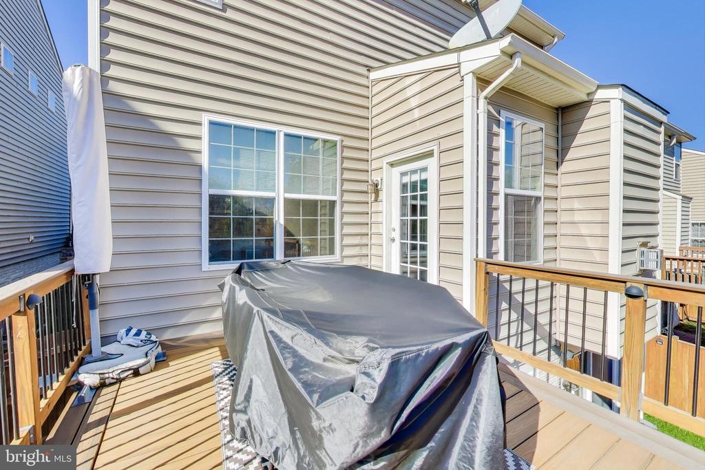 3585 EAGLE RIDGE DRIVE