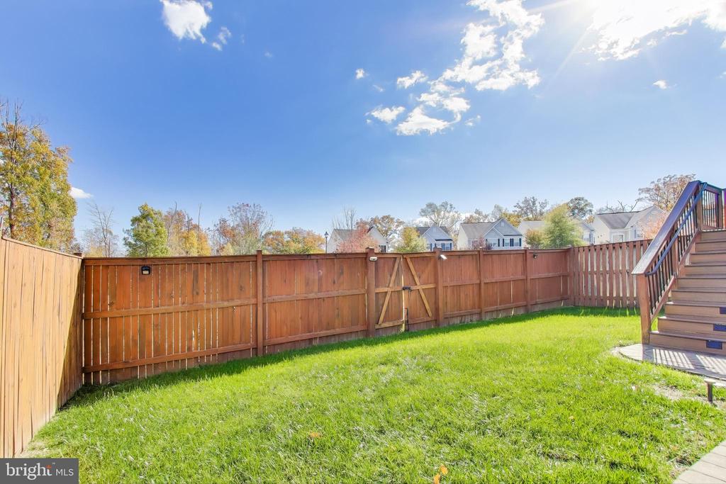 3585 EAGLE RIDGE DRIVE