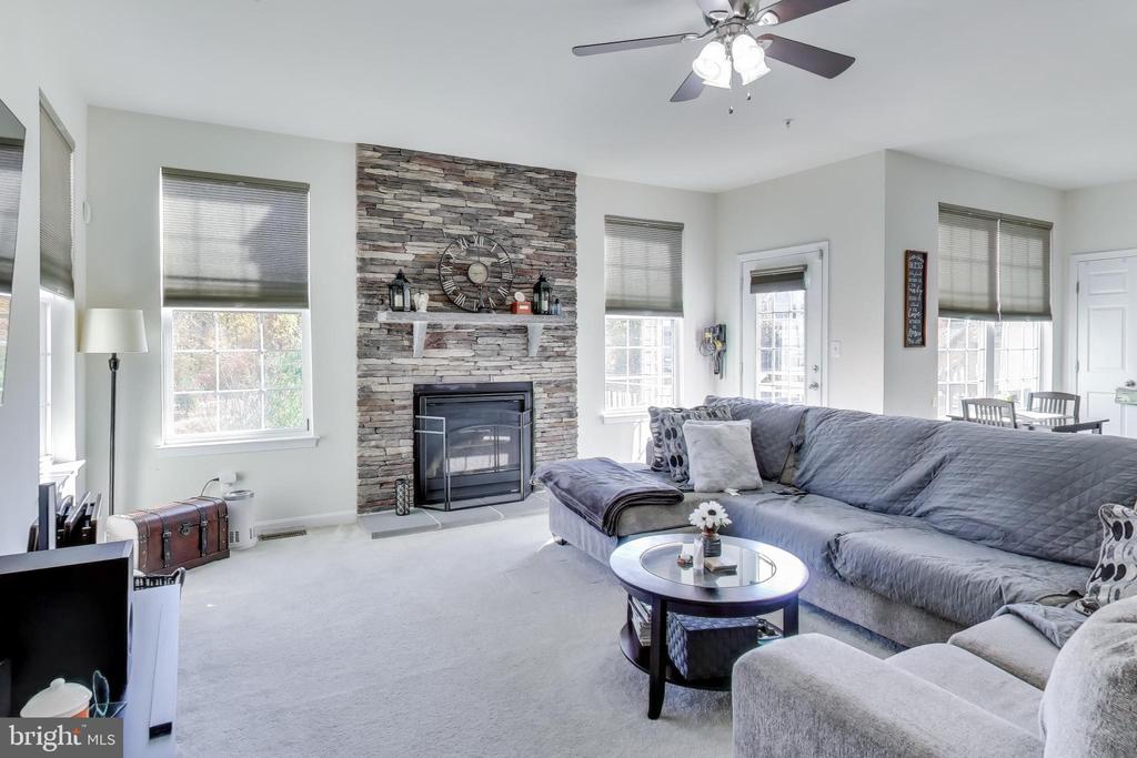 3585 EAGLE RIDGE DRIVE