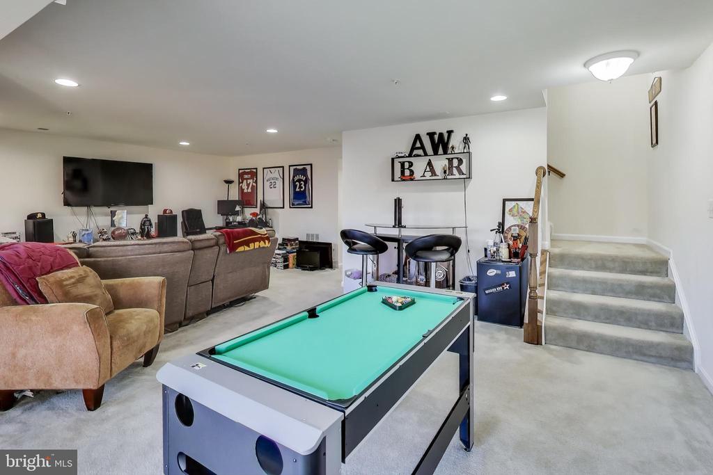 3585 EAGLE RIDGE DRIVE