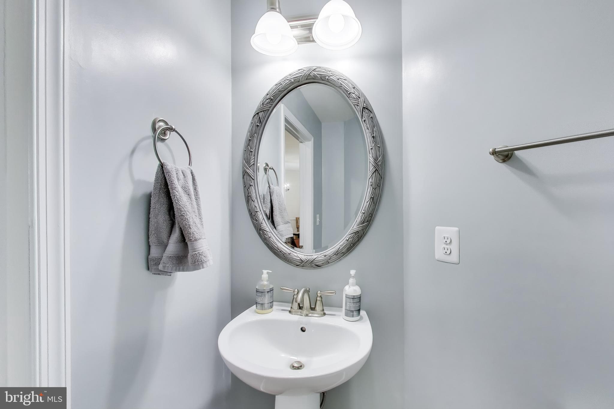 3585 EAGLE RIDGE DRIVE