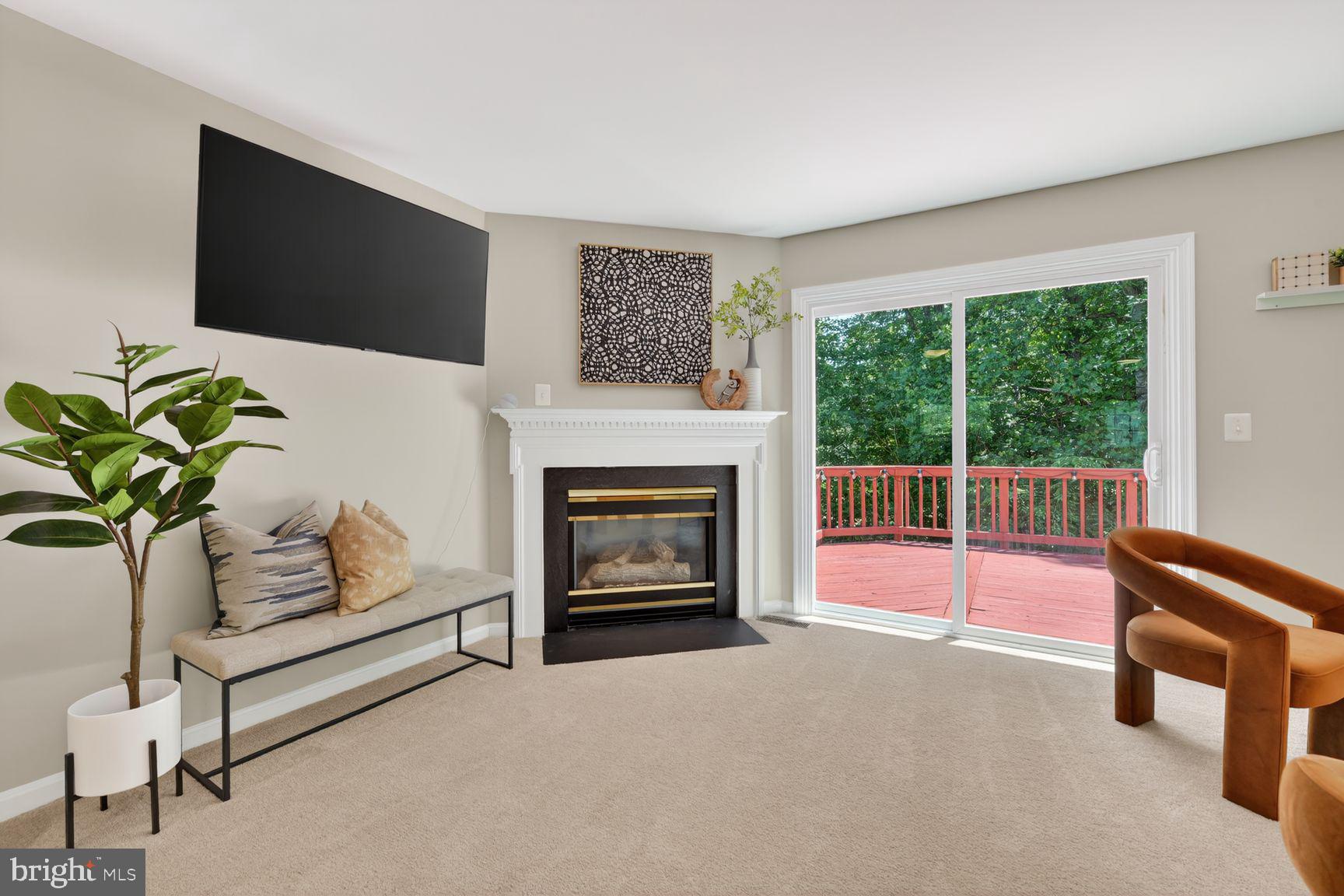 5005 BUENA VISTA DRIVE