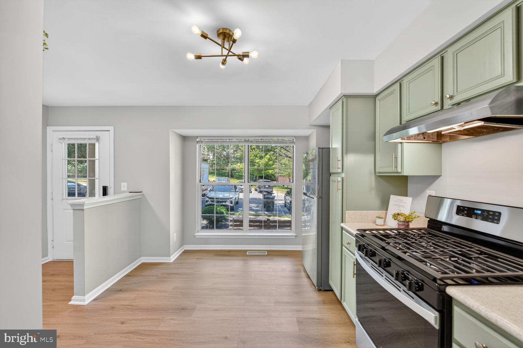 5005 BUENA VISTA DRIVE