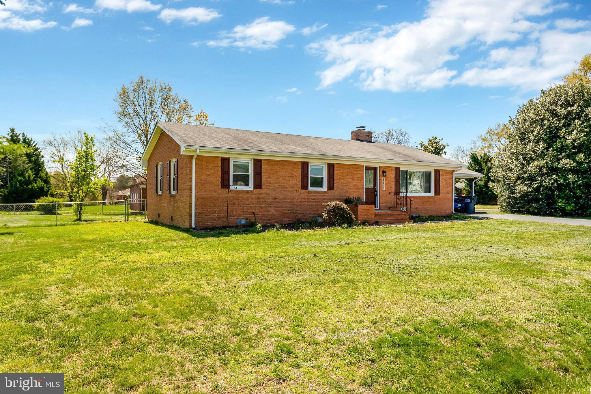 6004 LASALLE DRIVE