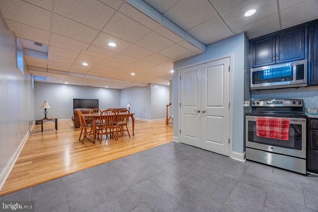 2624 WINDWOOD DRIVE