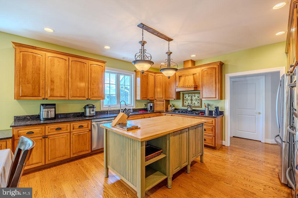 2624 WINDWOOD DRIVE