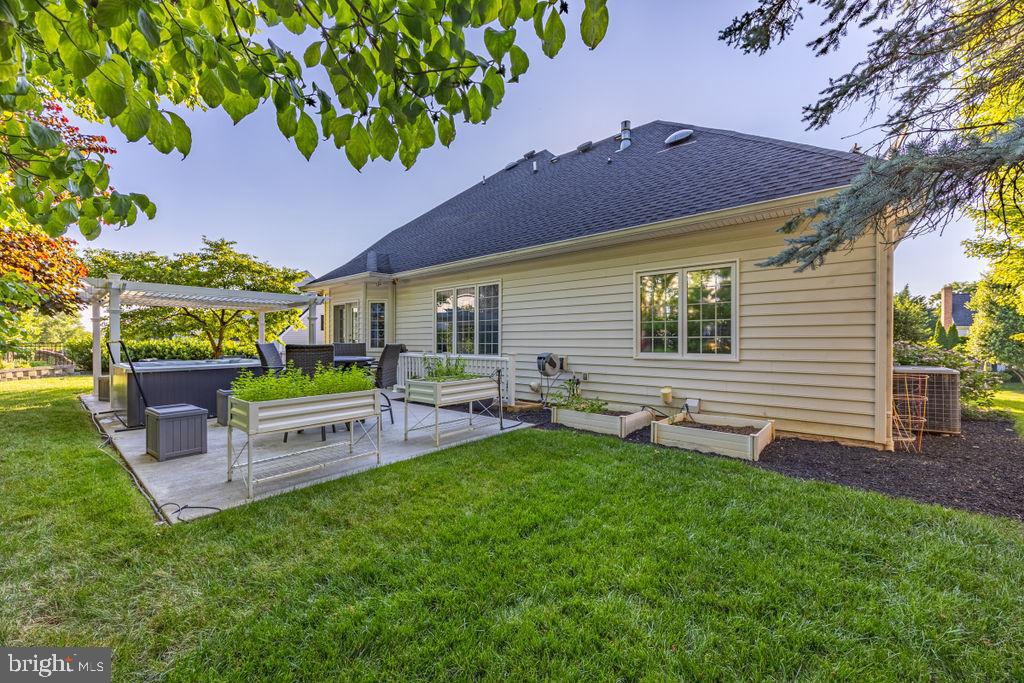 2624 WINDWOOD DRIVE