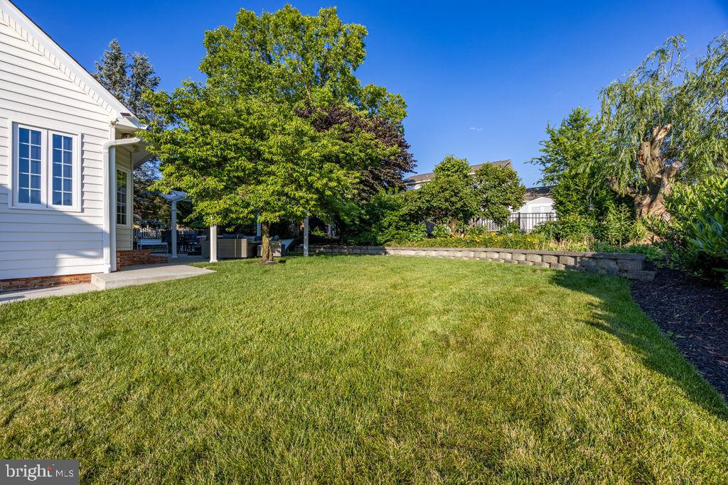2624 WINDWOOD DRIVE