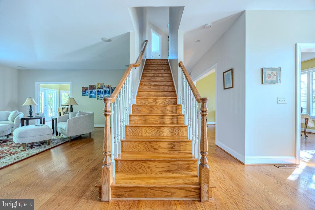 2624 WINDWOOD DRIVE
