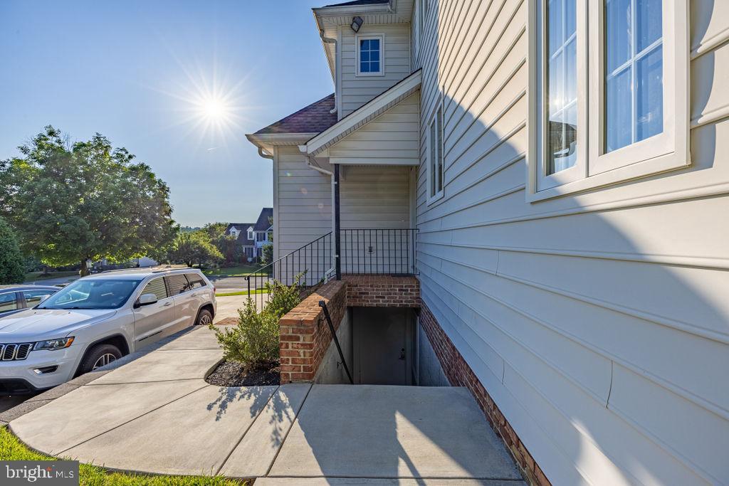 2624 WINDWOOD DRIVE