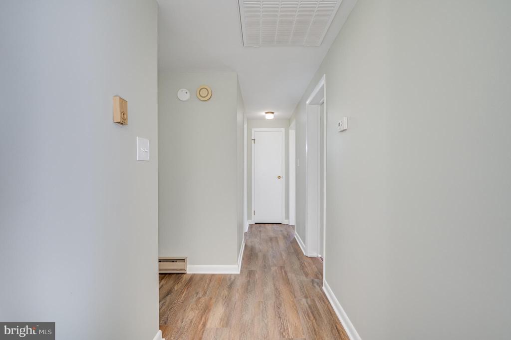 1217 HENSHAW ROAD