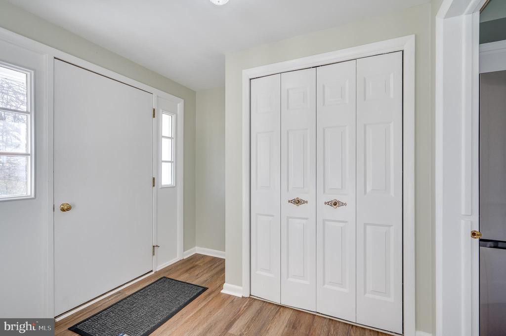 1217 HENSHAW ROAD