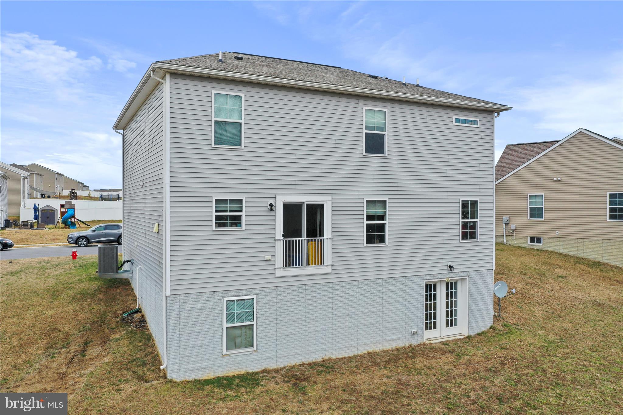 183 LUXOR COURT