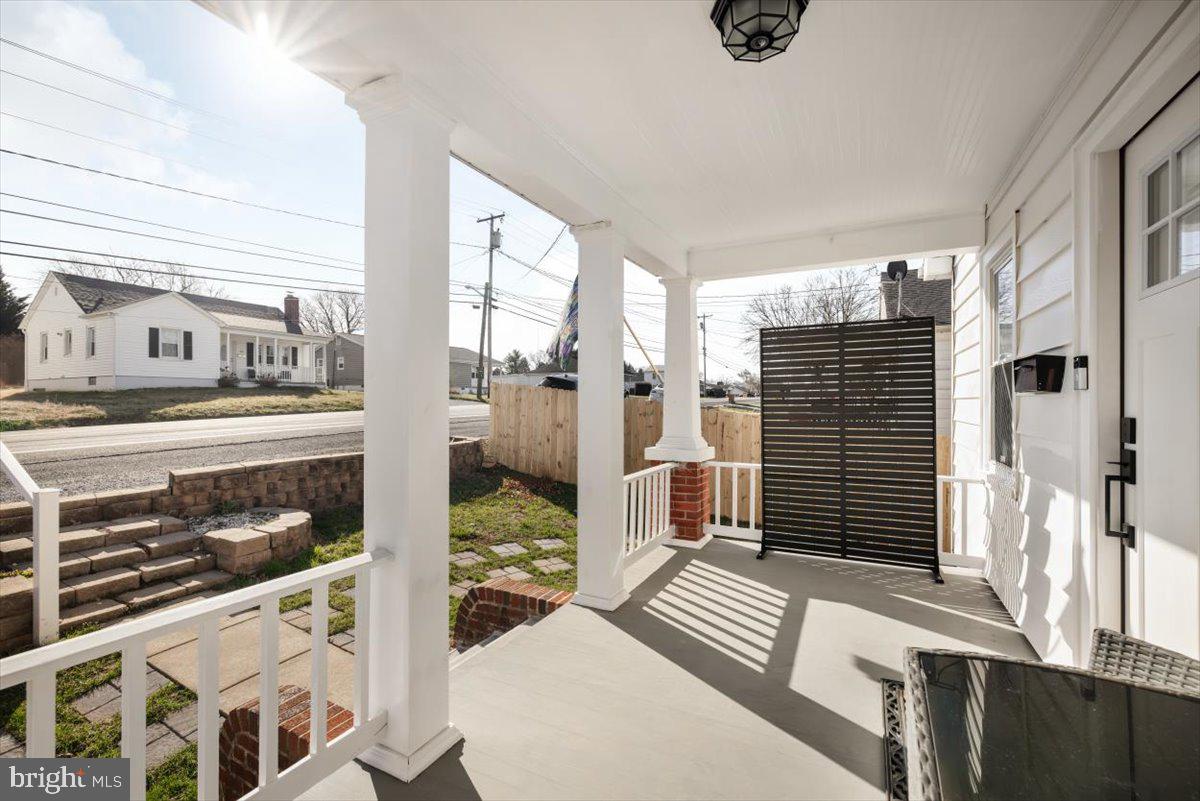 821 JEFFERSON AVENUE