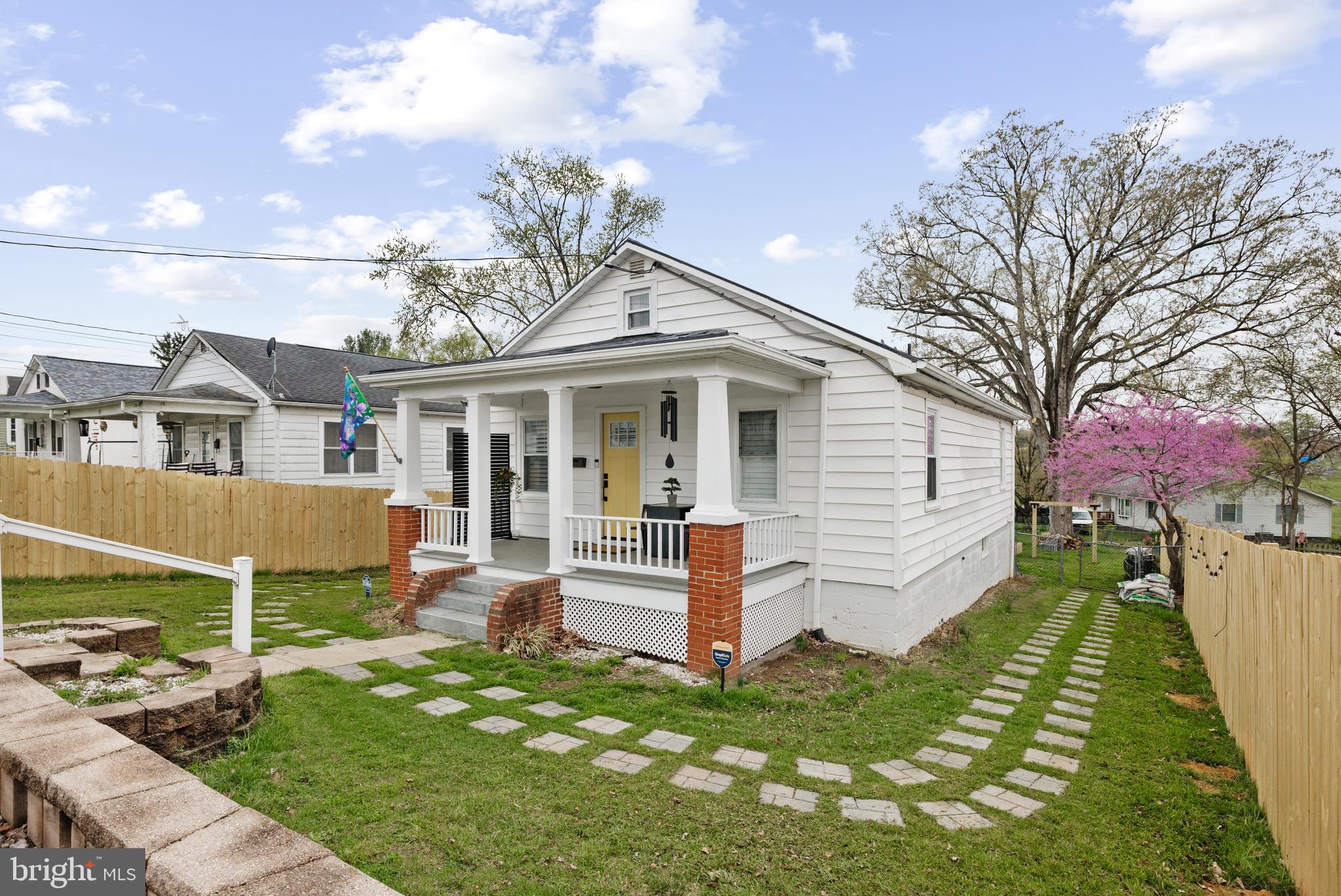 821 JEFFERSON AVENUE