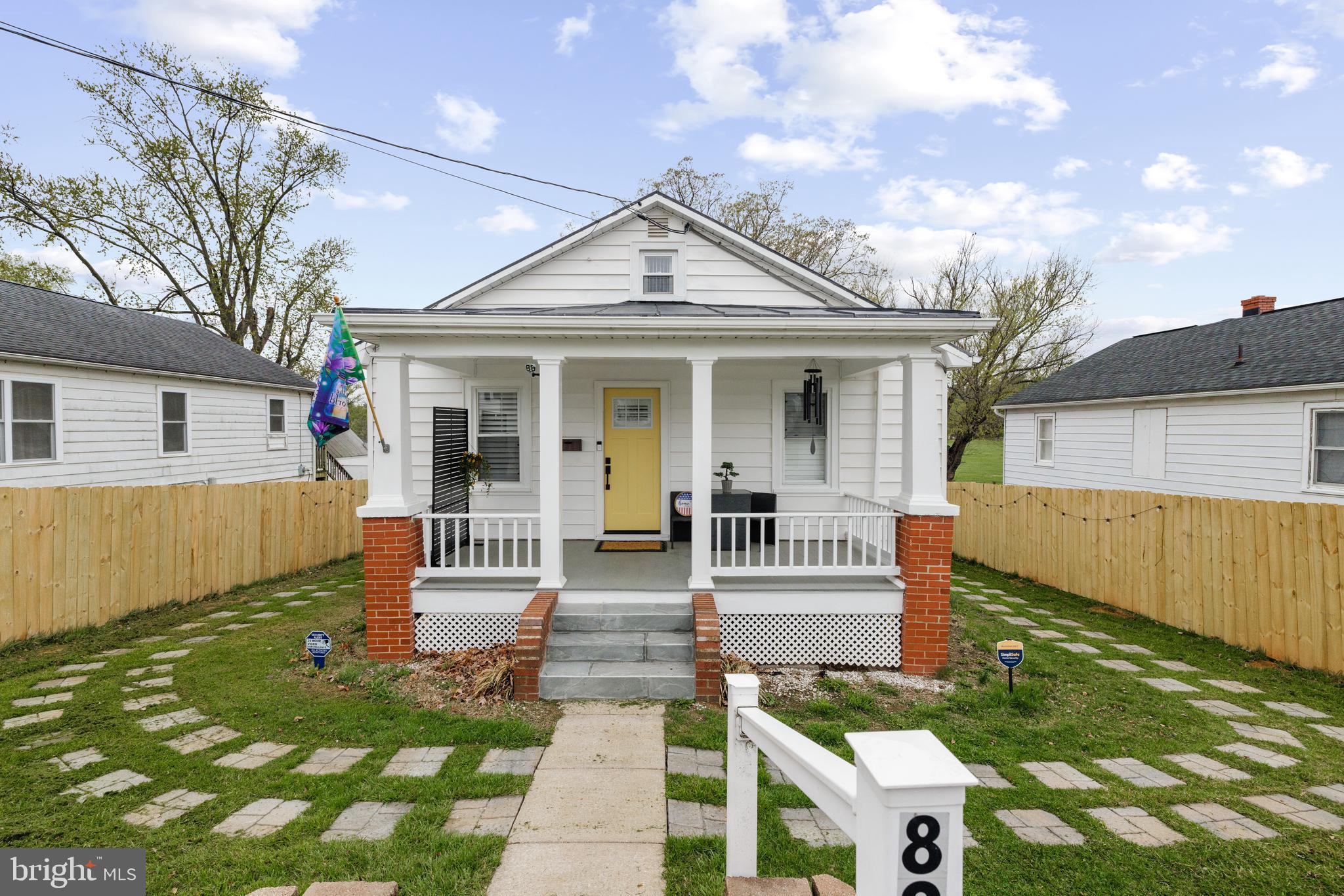 821 JEFFERSON AVENUE