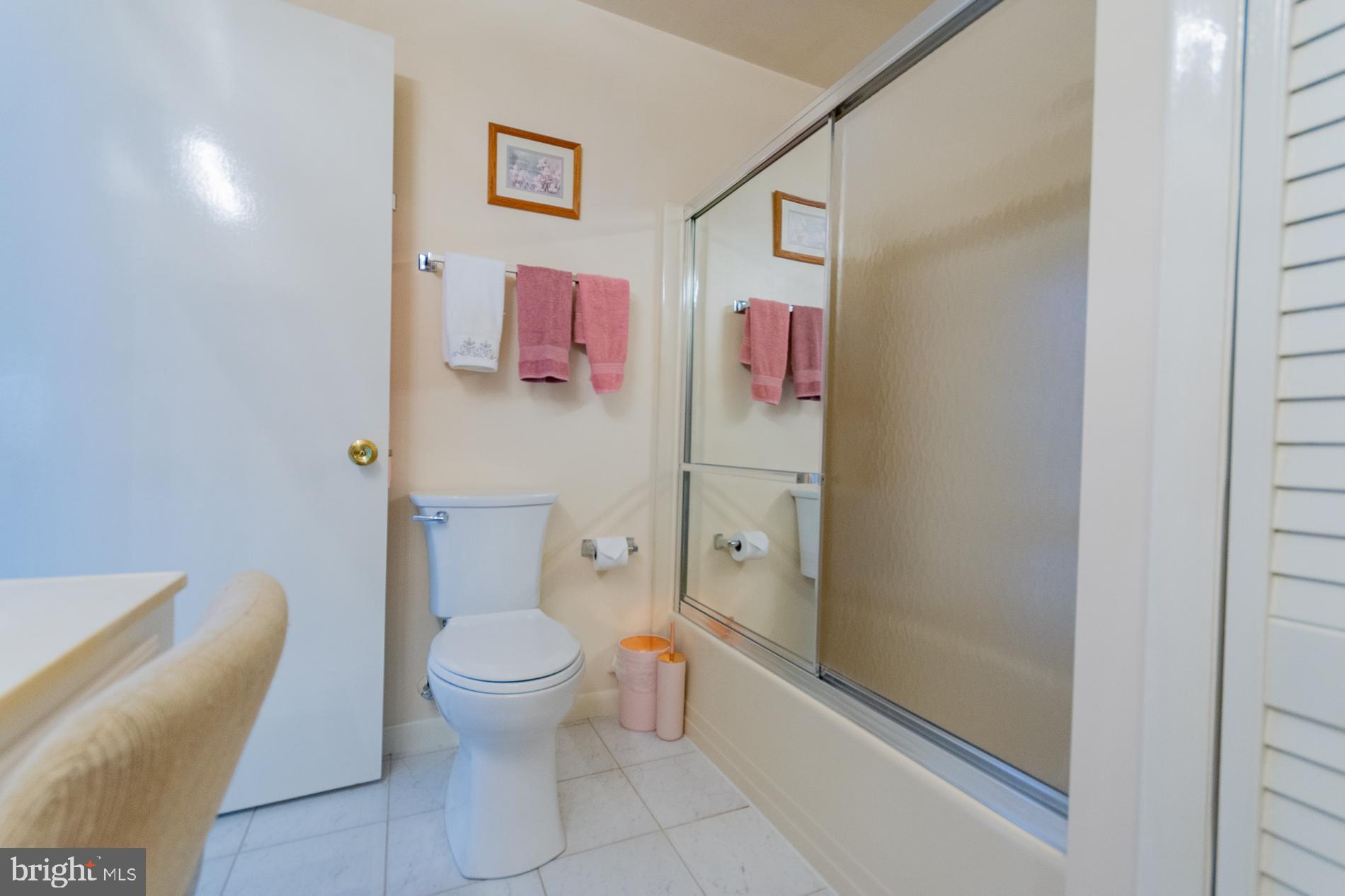 31 LOCUST HILL DRIVE