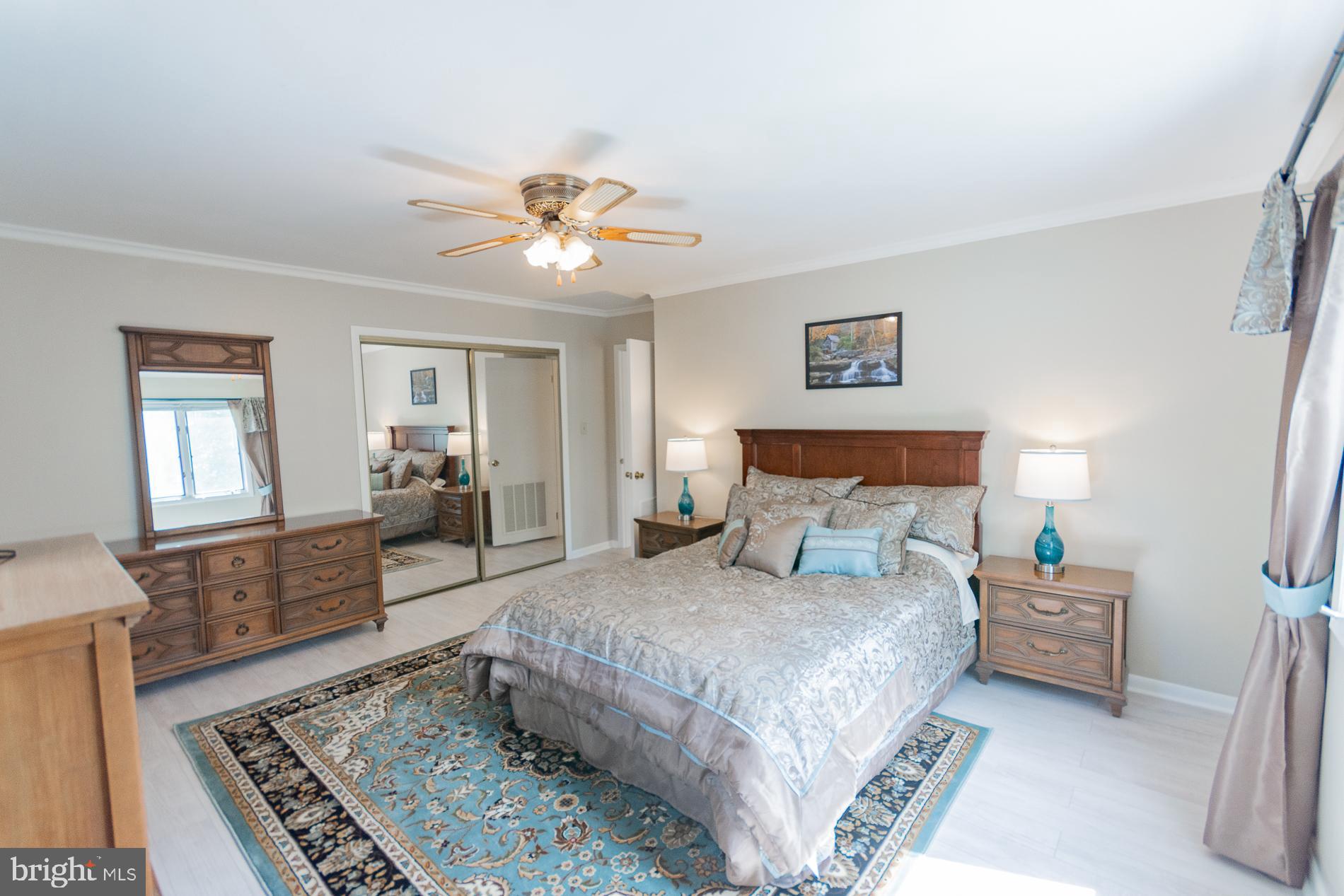 31 LOCUST HILL DRIVE