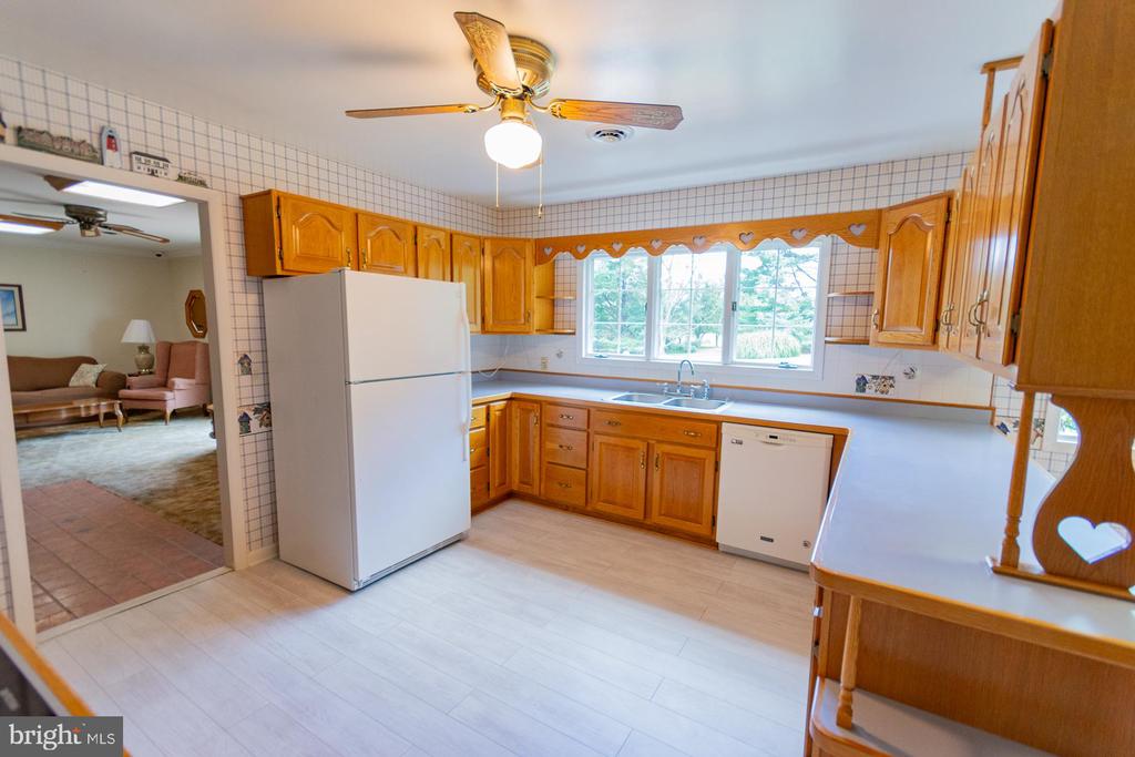 31 LOCUST HILL DRIVE