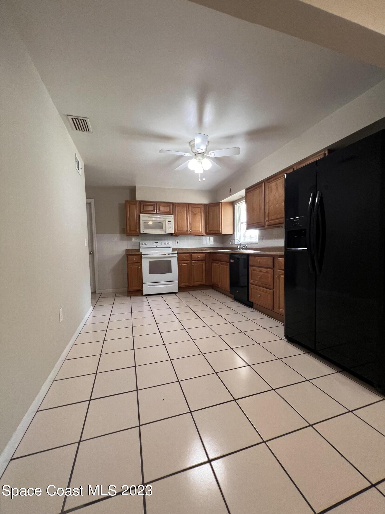 80 Skylark Avenue