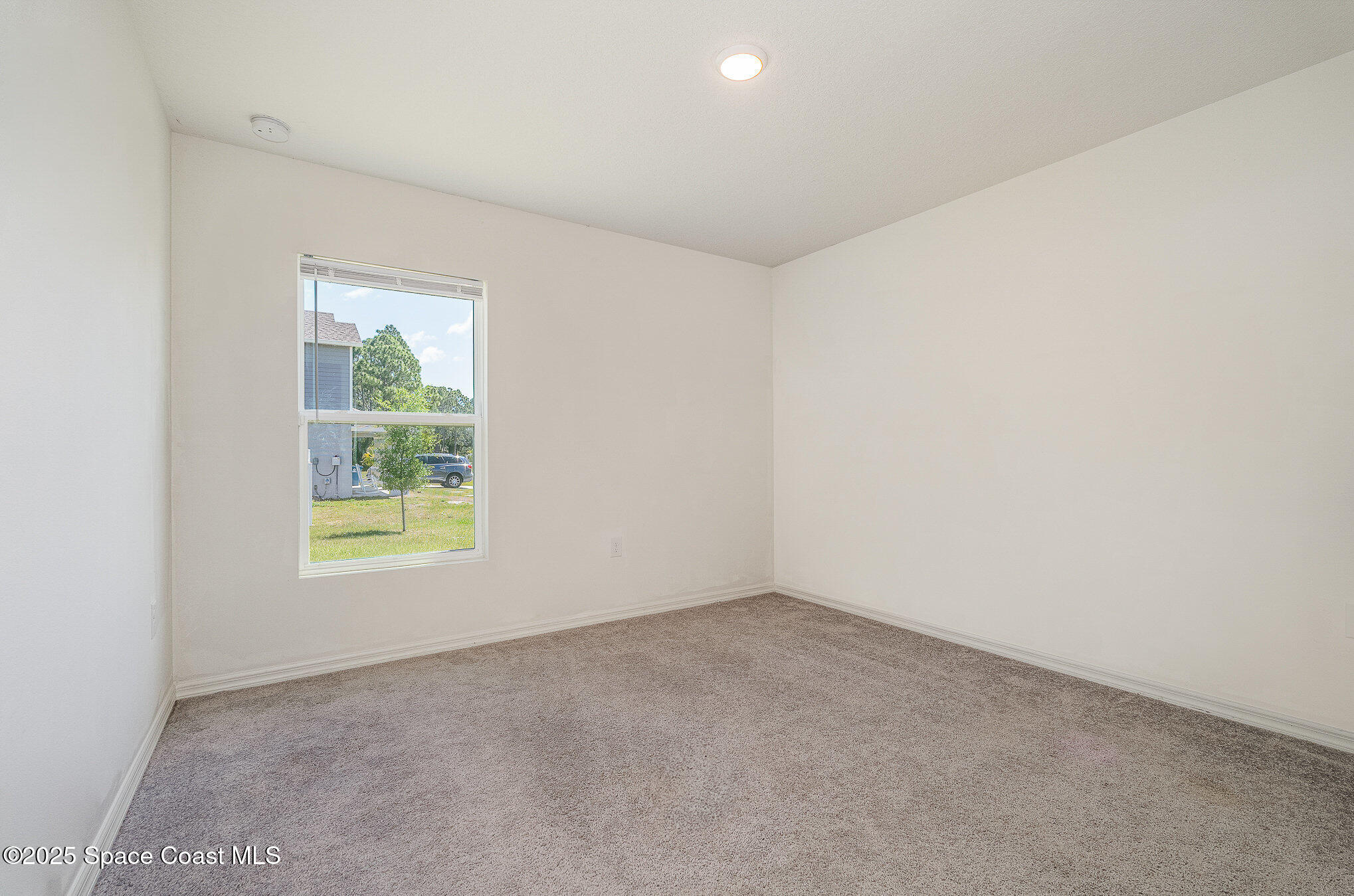 2359 Fallkirk Avenue