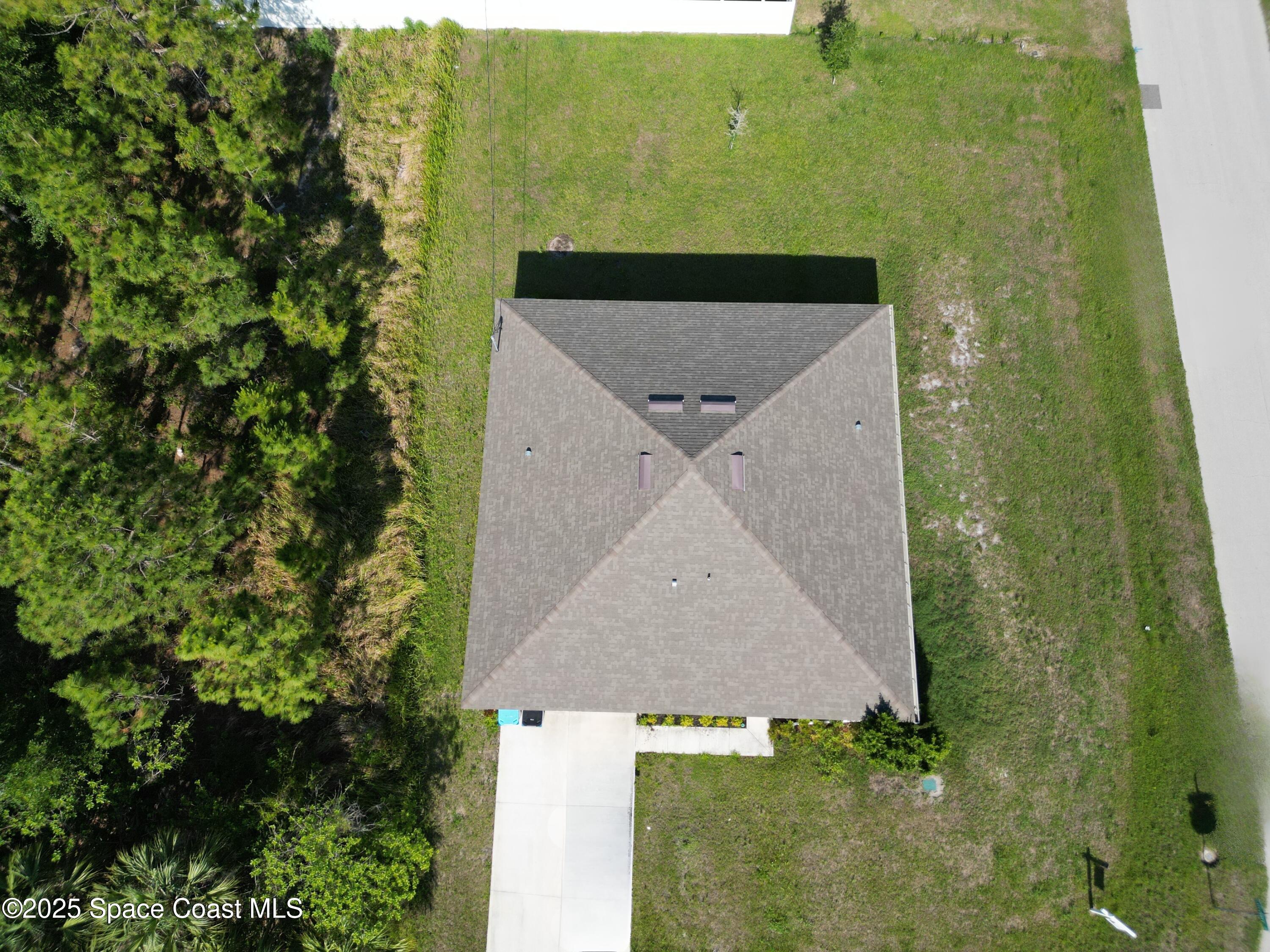 2359 Fallkirk Avenue