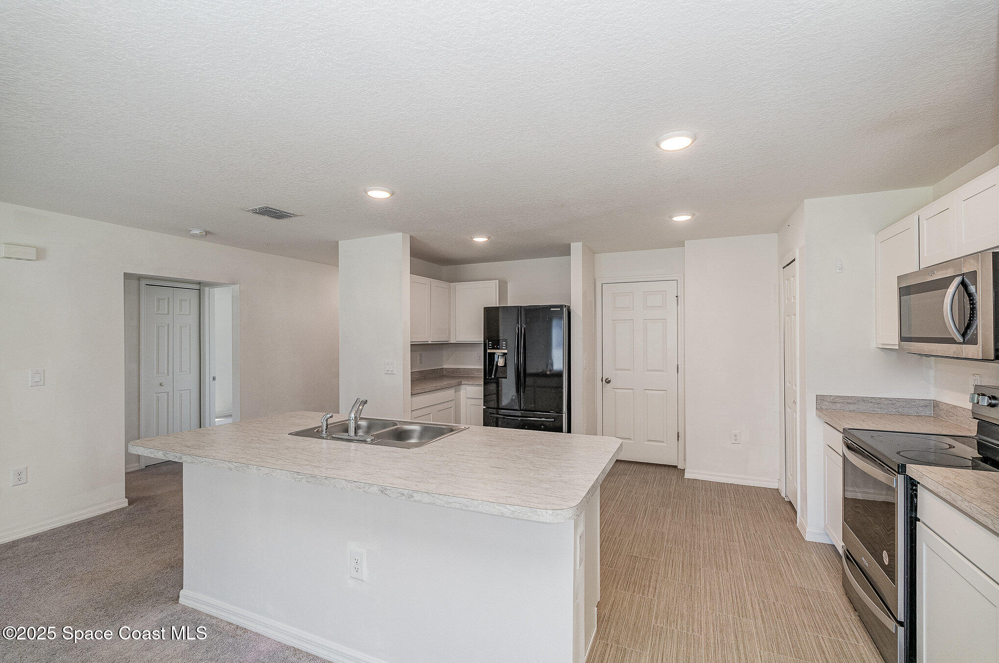 2359 Fallkirk Avenue