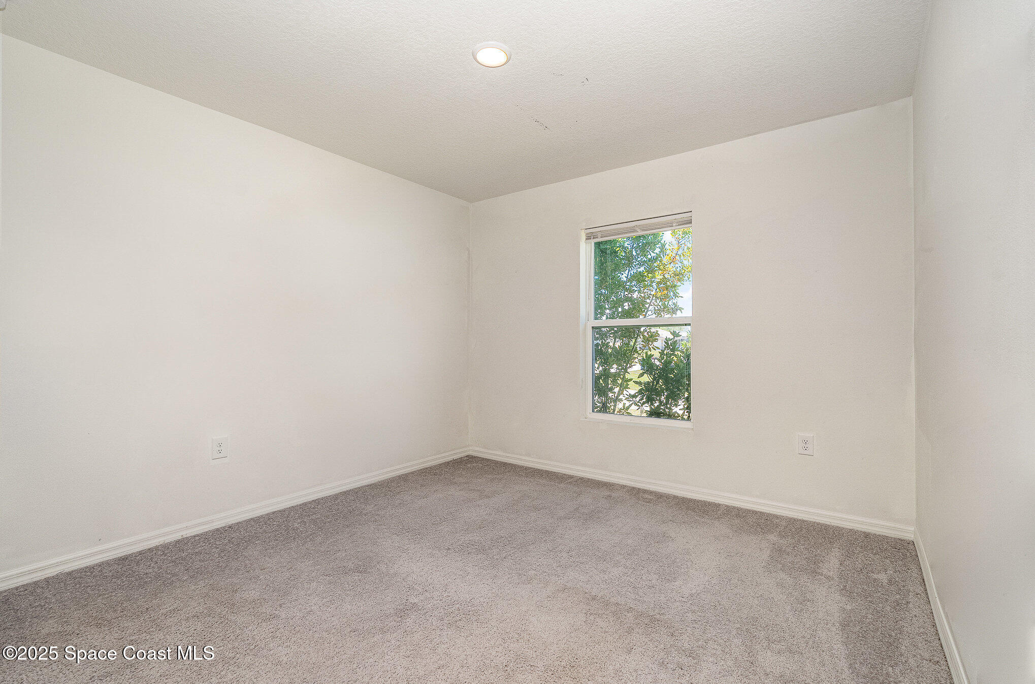 2359 Fallkirk Avenue