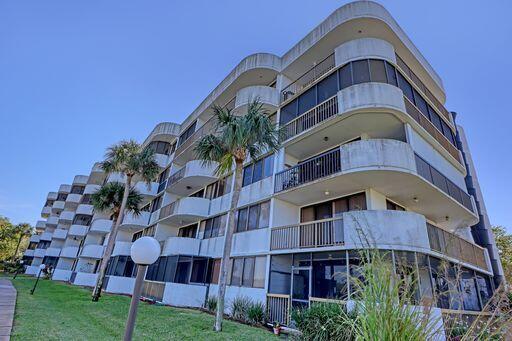 300 Columbia Drive, 3506