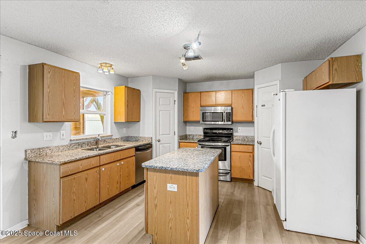 3896 La Flor Drive