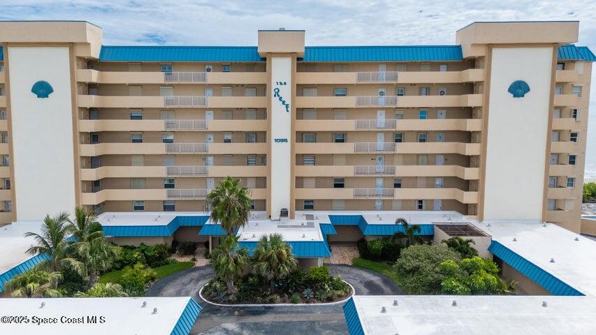 1095 N Highway A1a 502