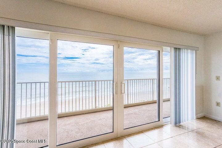 1095 N Highway A1a 502