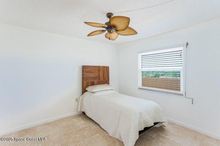1095 N Highway A1a 502