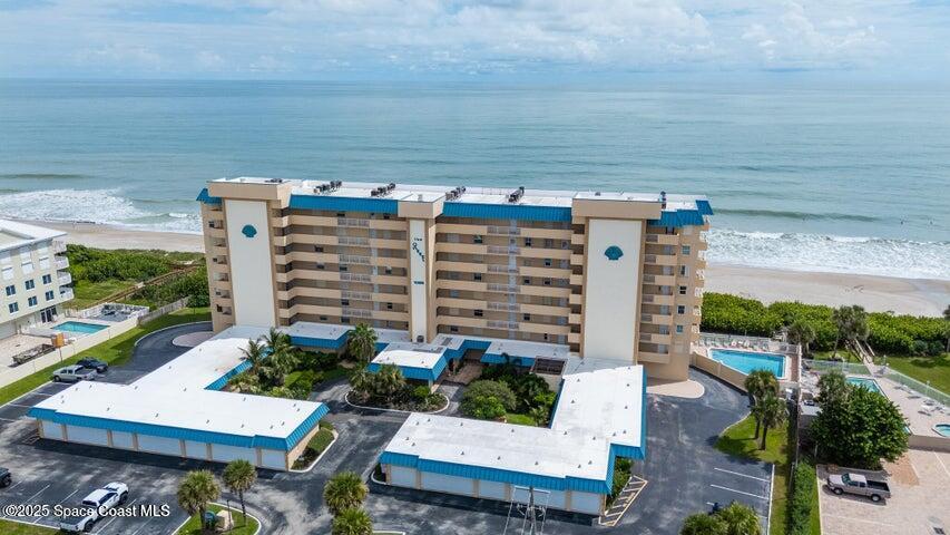 1095 N Highway A1a 502